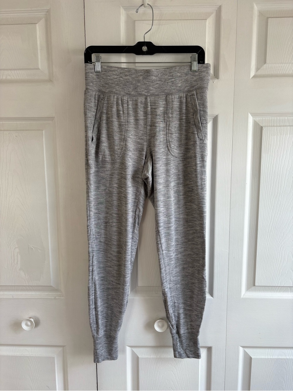 Athleta Restore Joggers Pants Grey S Run Pilates Hike Gym Leisure Athletic Soft